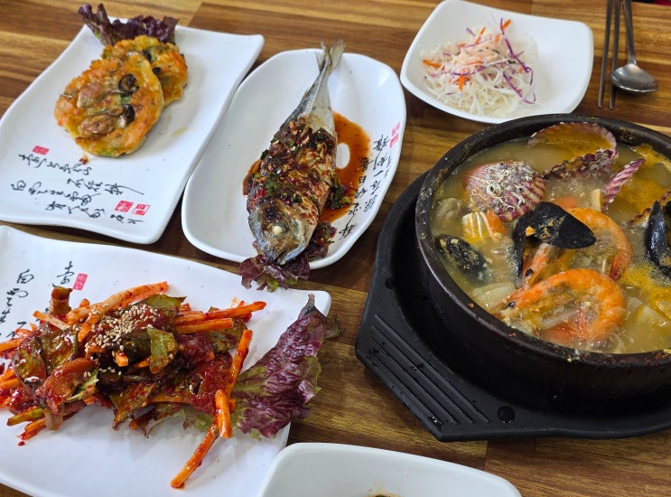  통영 블루리본 푸짐한 한상의 해물정식과 굴요리 도남동 영빈관
