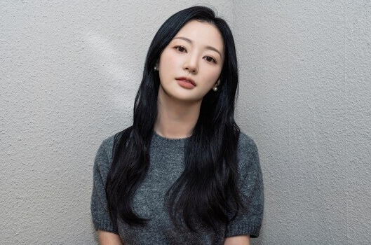 송하윤 학폭 논란, 진실은 어디에? 제보자와 소속사의 치열한 공방!