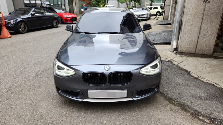  인천 bmw 118d f20 순정 모니터 이용 카플레이 안드로이드  후방카메라 장착