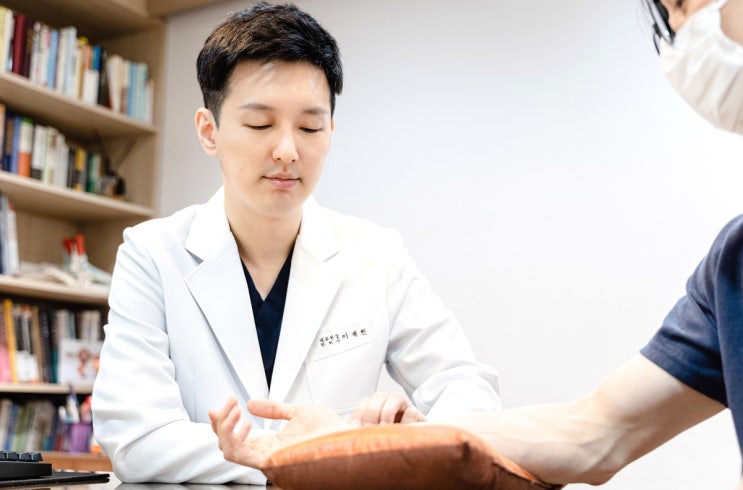  임신중독증이 있다면 산후조리 시 산후보약을 복용해야 합니다