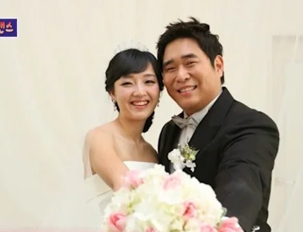 <b>문세윤</b>의 달달한 러브스토리 공개! 치어리더 출신 <b>아내</b>의 반전... 