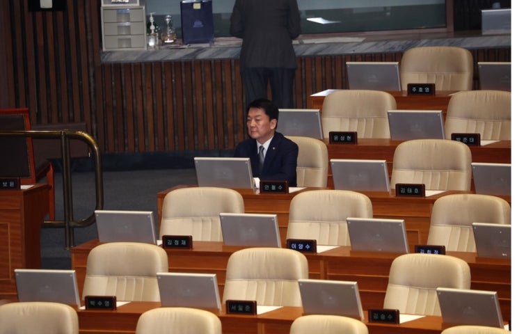 국힘 한동훈은 절대 안돼, <b>안철수 혁신</b>위원장 임명