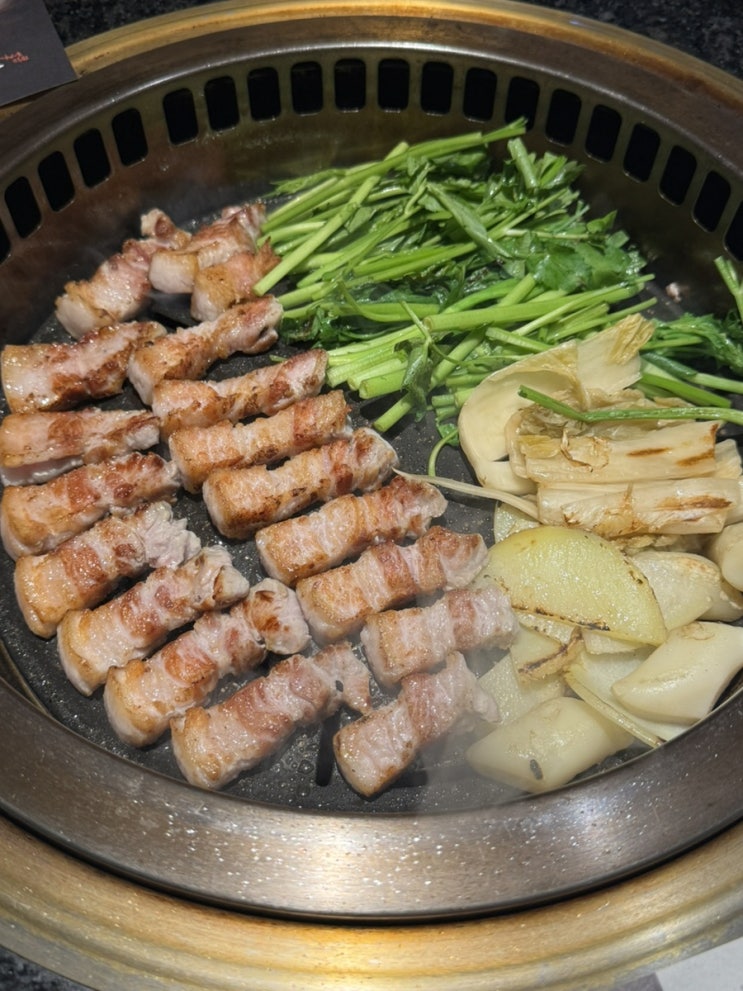  강남역 미나리 삼겹살 맛집 두껍삼 역삼직영점