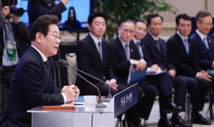<b>이재명</b> 대통령 ‘통합·<b>협치</b>·인사 원칙’ 첫 기자회견... 