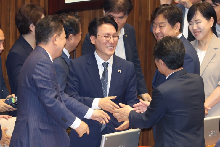 '이재명의 참모장' <b>김민석 총리</b> 떴다…농민부터 달래기