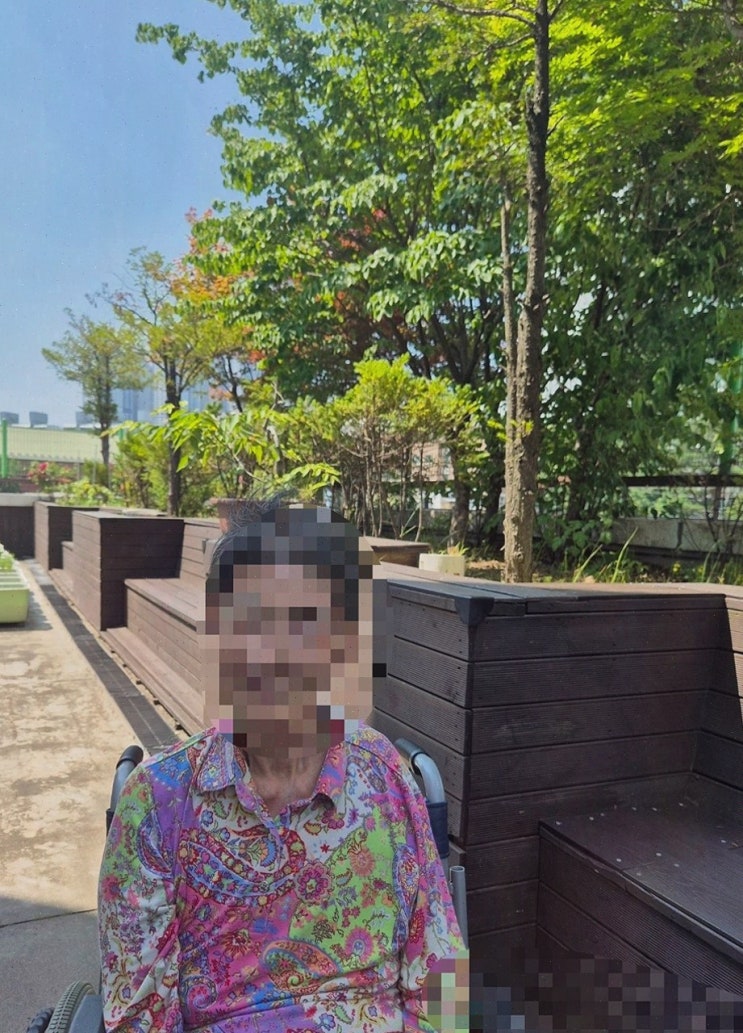  [요양원리뷰] 일산시티요양원, 친절한 서비스와 프리미엄인테리어의 조화