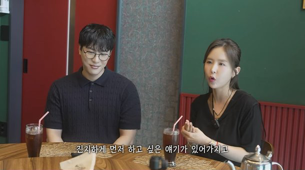 "개명 세 번·군대 내 폭력 <b>의혹</b>" 신지-<b>문원</b> <b>논란</b> 계속