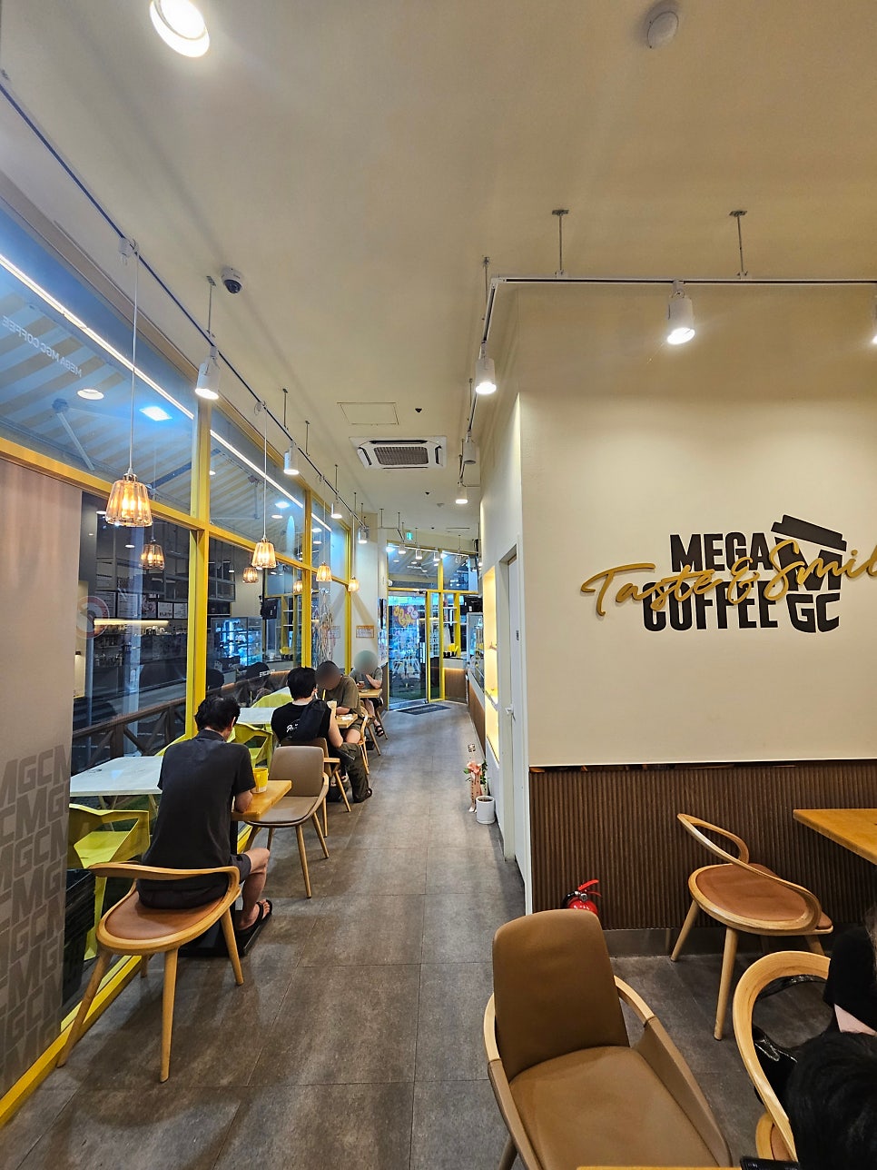 메가MGC커피 남춘천사거리점 사진 4