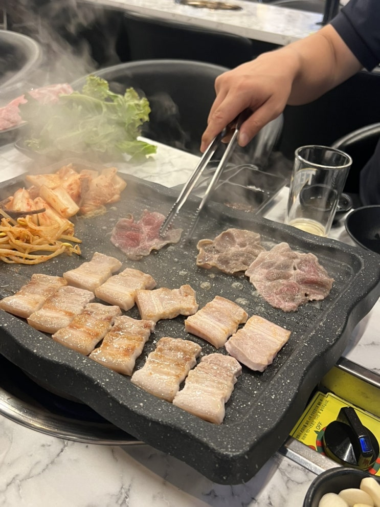  자양동 얇은 목살 목포 맛집 뚝섬한강공원 근처 고기집 고담 방문 후기