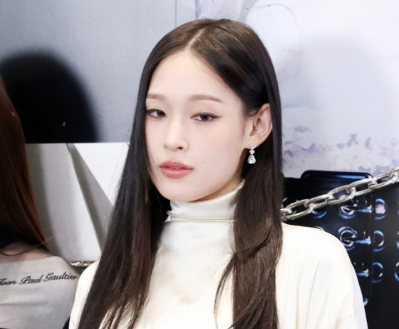 "<b>신세계 3세</b>" <b>애니</b>, 드디어 1위…SNS에 울먹이며 "진심으로 감사"