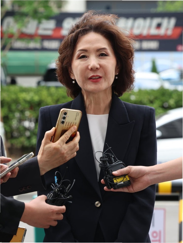 <b>이진숙</b> 후보자 <b>논문 표절 논란</b>, 교육부 장관 임명에 그림자... 