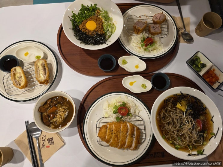  일산 스타필드마켓 점심 식당 화화돈 킨텍스점