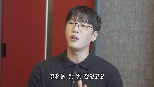 신지 <b>문원</b> <b>이혼</b> 사유 기록 없었다 전처와 <b>협의 이혼</b>