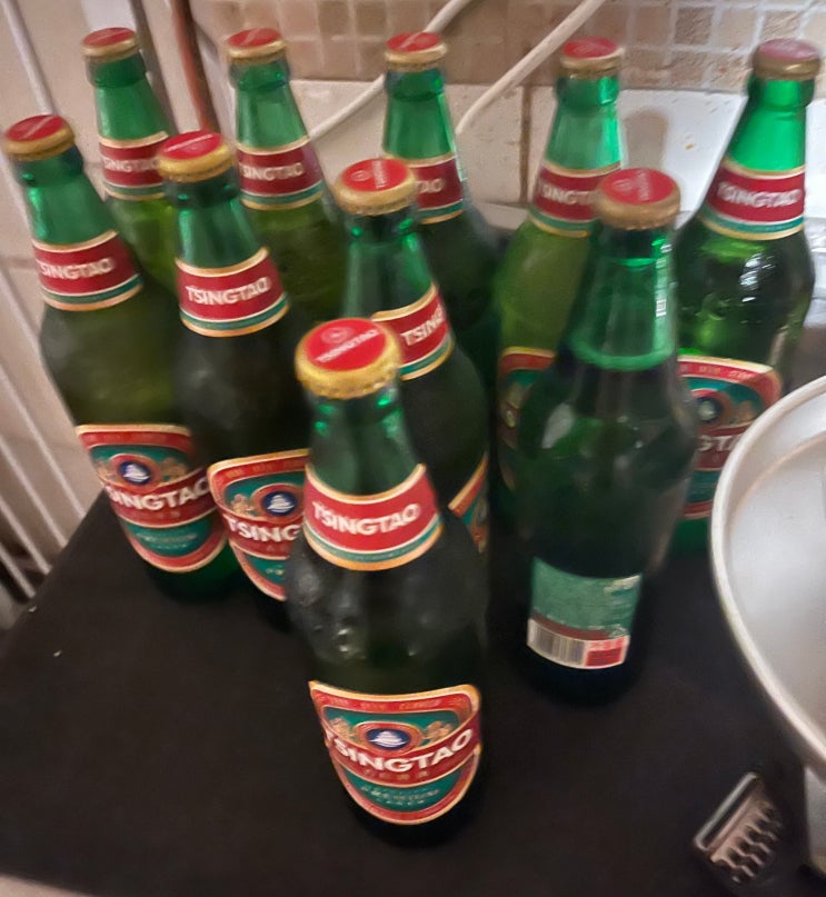  냉장고 에어컨 없이 생존하기. 다행히도 내겐 칭따오가 있다(현재 GS25에서 640ml병 5개에 만원) / 카카오 바이크 특이한 놈 발견