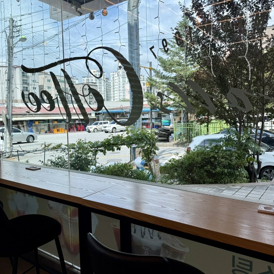 롤스커피 양주덕정점 사진 3