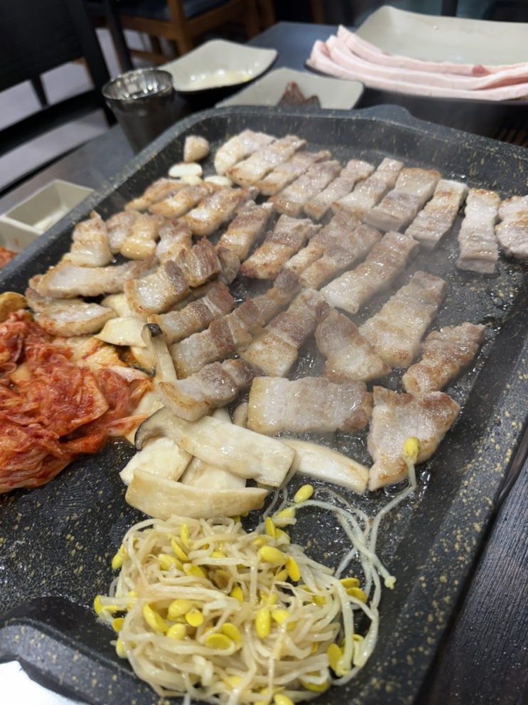  [사계절집] 여의도 김치찌개 삼겹살 맛집 더현대서울 근처 한식 맛집