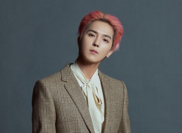 ‘병역법 위반’ <b>송민호</b>, <b>교통사고</b> 후 병원 行…“<b>후유증</b>... 
