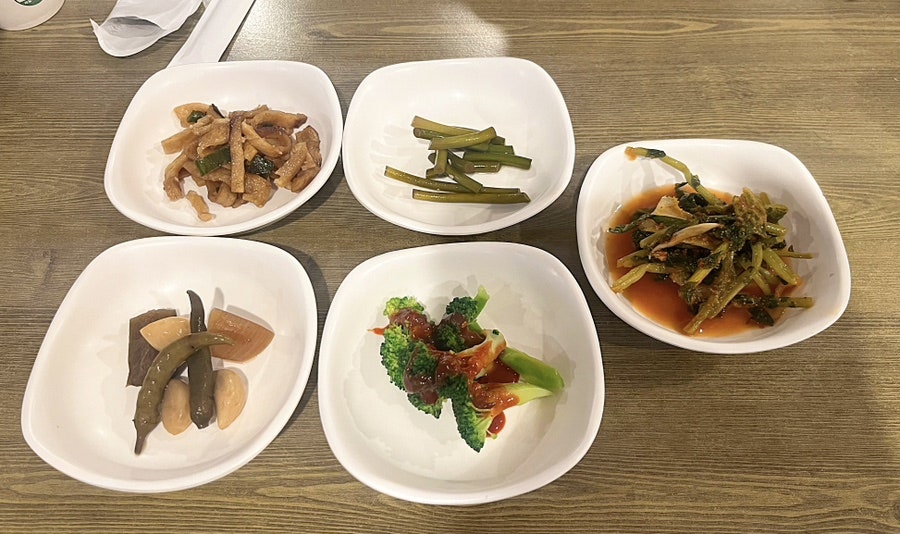 윤이네목살찜 사진 3