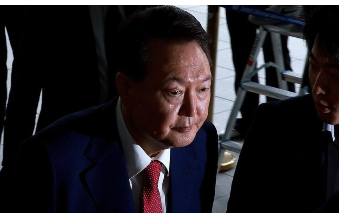 <b>윤석열</b> 전 대통령, 특검 출석…<b>2차</b> 소환<b>조사</b> 본격 시작... 