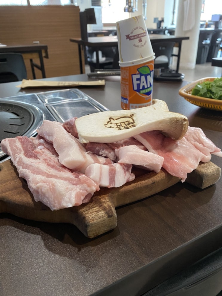  4인이상 모임 데이트 하기 좋은 전북대 맛집 덕진동 오일내 저렴한 가격 신선도는 높인 한돈 전북대혼밥 전주 삼겹살 맛집