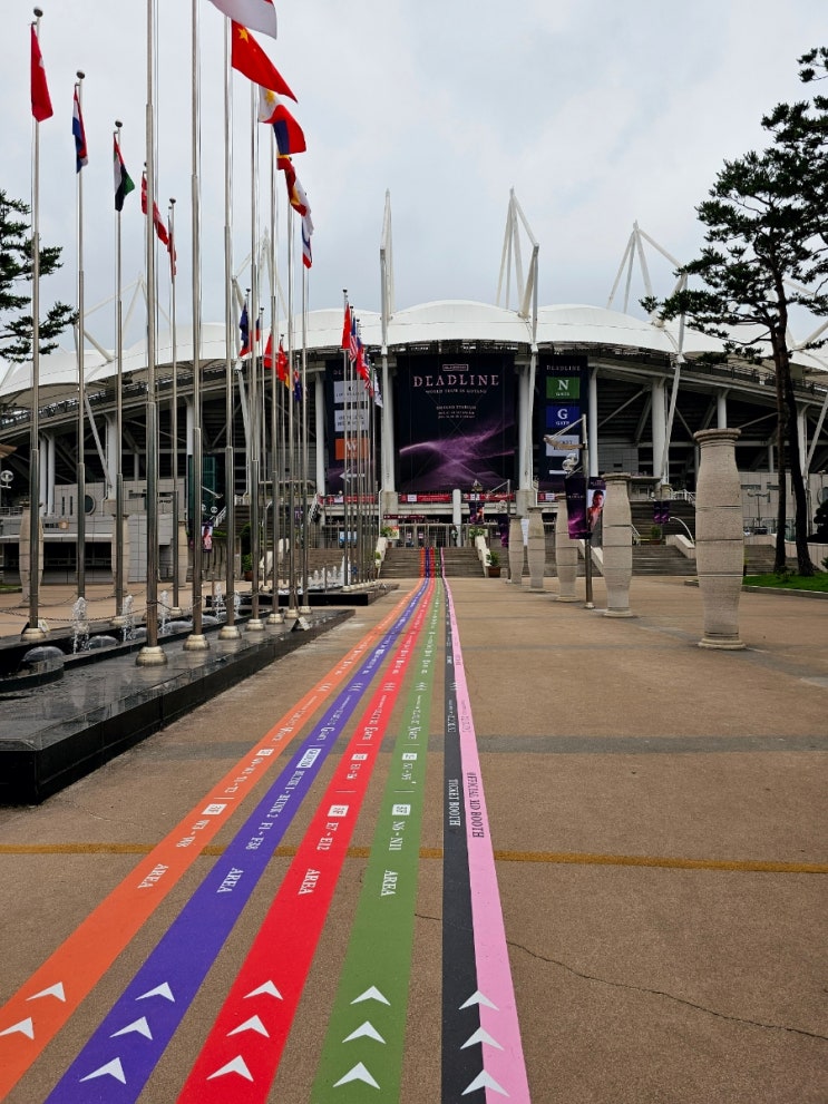 <b>블랙핑크</b> 고양 <b>콘서트</b> MD 리스트, MD 부스, 주변 카페