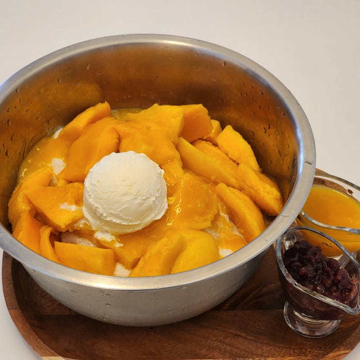  서울 망고빙수 맛집 가볼만한 곳 추천 만년설 은평구 디저트 카페 내돈내산