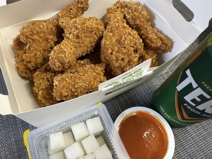 BHC치킨 역삼푸르지오점 사진 1