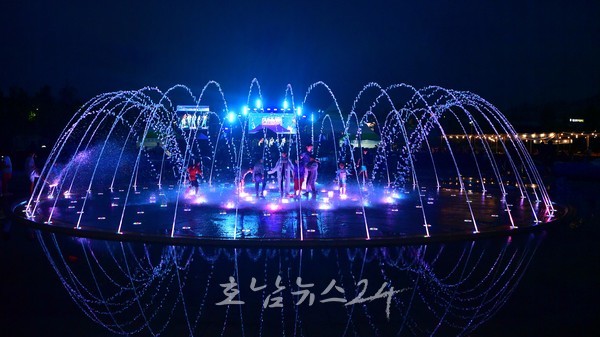  “바닥분수에 썸머뮤직페스타까지” 장성군, 무더위 이겨낼 시원한 콘텐츠 선보인다