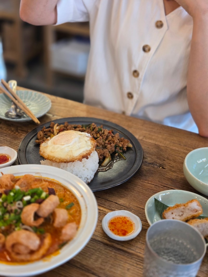 s25 자급제 미개봉으로 산 후기 (기본 모델, 기존폰(a52s)와의 카메라 비교 포함)