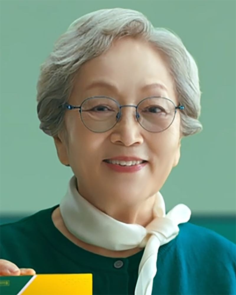 메이킨 새 광고, 김영옥 바르톨리 안경 착용 BA6923 중년여성안경테 추천