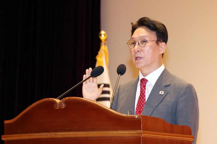 <b>김민석 총리</b> “내란 상처·제2 IMF <b>위기 극복</b>할 것”