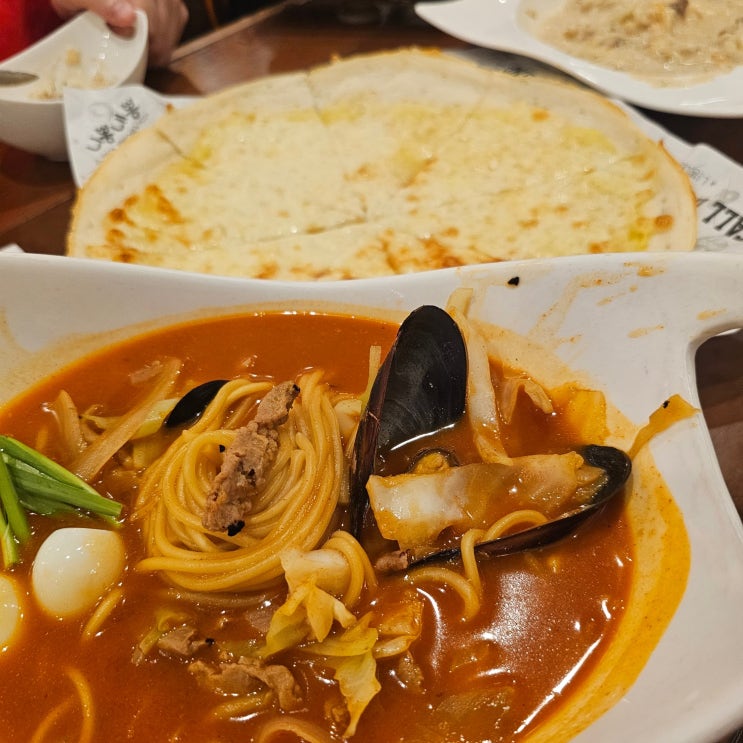  니뽕내뽕 세트 용산아이파크몰 데이트 맛집