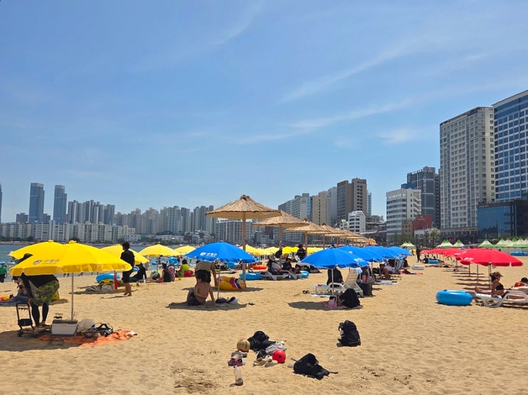  부산 광안리 해수욕장 개장 주차장 파라솔 포토존 해양레포츠센터