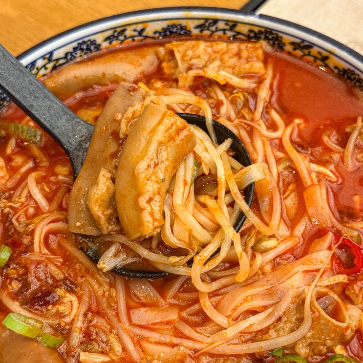  압구정로데오 맛집 땀땀 압구정 갤러리아 핫플 데이트 코스