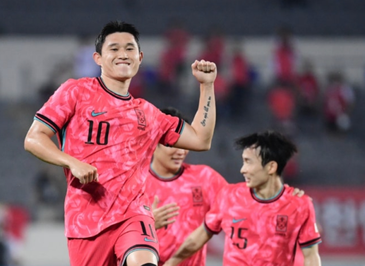  ‘홍명보호 3-0 완승’ 동아시안컵 산뜻한 출발, 중국 압도
