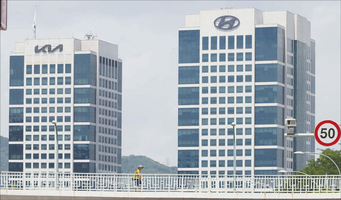 현대차·기아 주가 반등 기대감, 트럼프 관세 변수는?