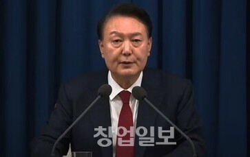 윤석열 전 대통령 <b>구속영장</b> 청구, 내란<b>특검</b> 수사 핵심 쟁점 총정리