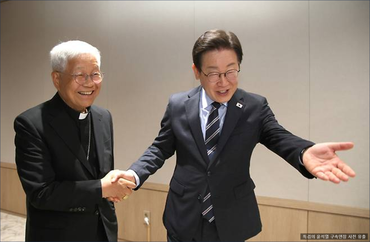 이재명 <b>대통령</b>, 교황 북한 방문 요청...<b>유흥식 추기경</b> 바티칸 초청