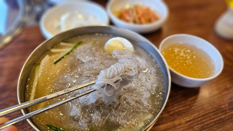  내돈내먹 : 소플러스 용곡점에서 시원한 물냉면 한 그릇, 장터국밥에 반한 남편의 첫 고백(?)