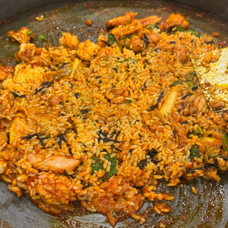  춘천여행맛집 남편도 한입에반한 춘천 닭갈비 맛집 항아리닭갈비막국수 춘천본점