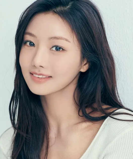 이세희 전참시 예능 배우 프로필 나이 출연작 인스타 미모 몸매 키 학력 필모그래피 가족 출....