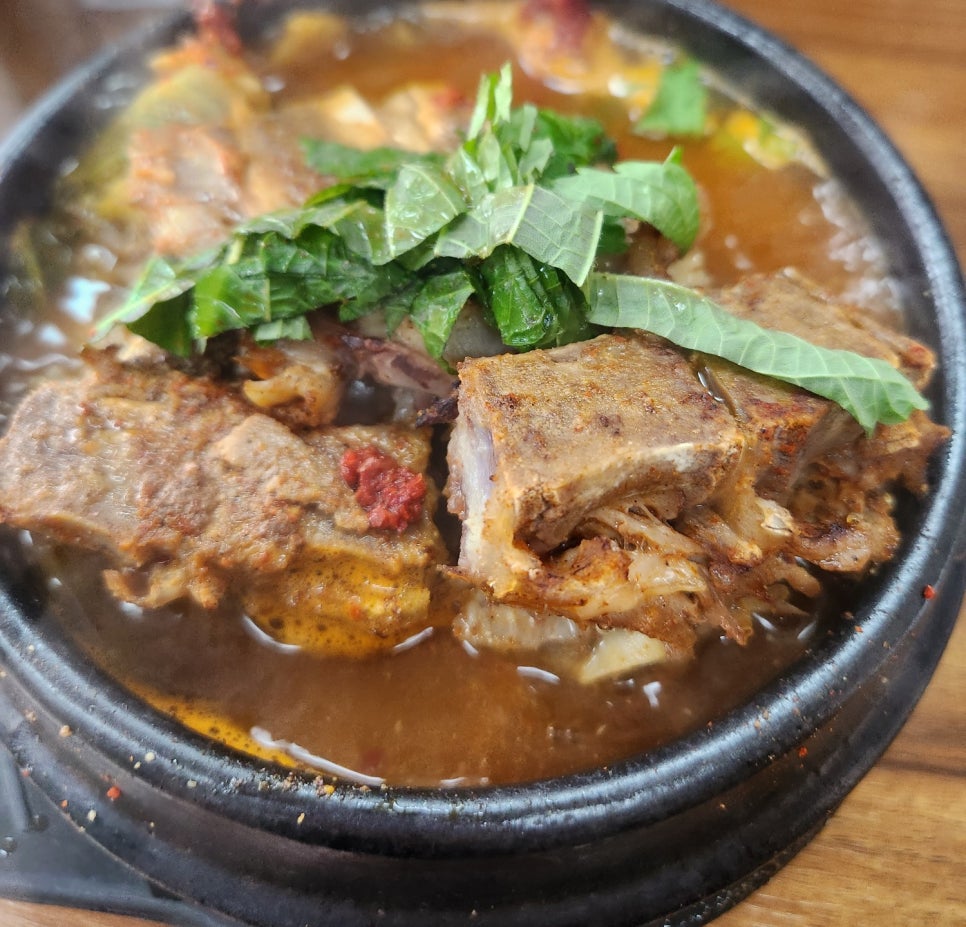 청기와뼈다귀해장국감자탕 사진 6