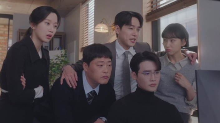  서초동 드라마 작가가 정말 현직변호사라고?