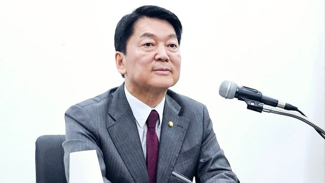  [속보] 안철수 “날치기 혁신위 거부...전당대회 출마”