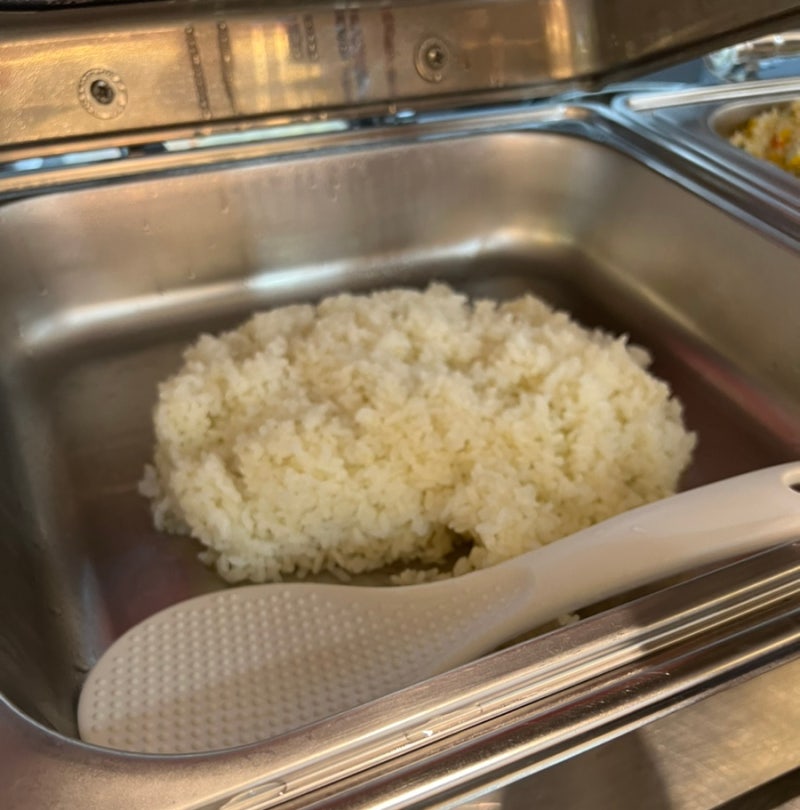 Enjoy a Chinese buffet for just 10,000 won per person at Dosakmyeongga in Songpa, Seoul. 14