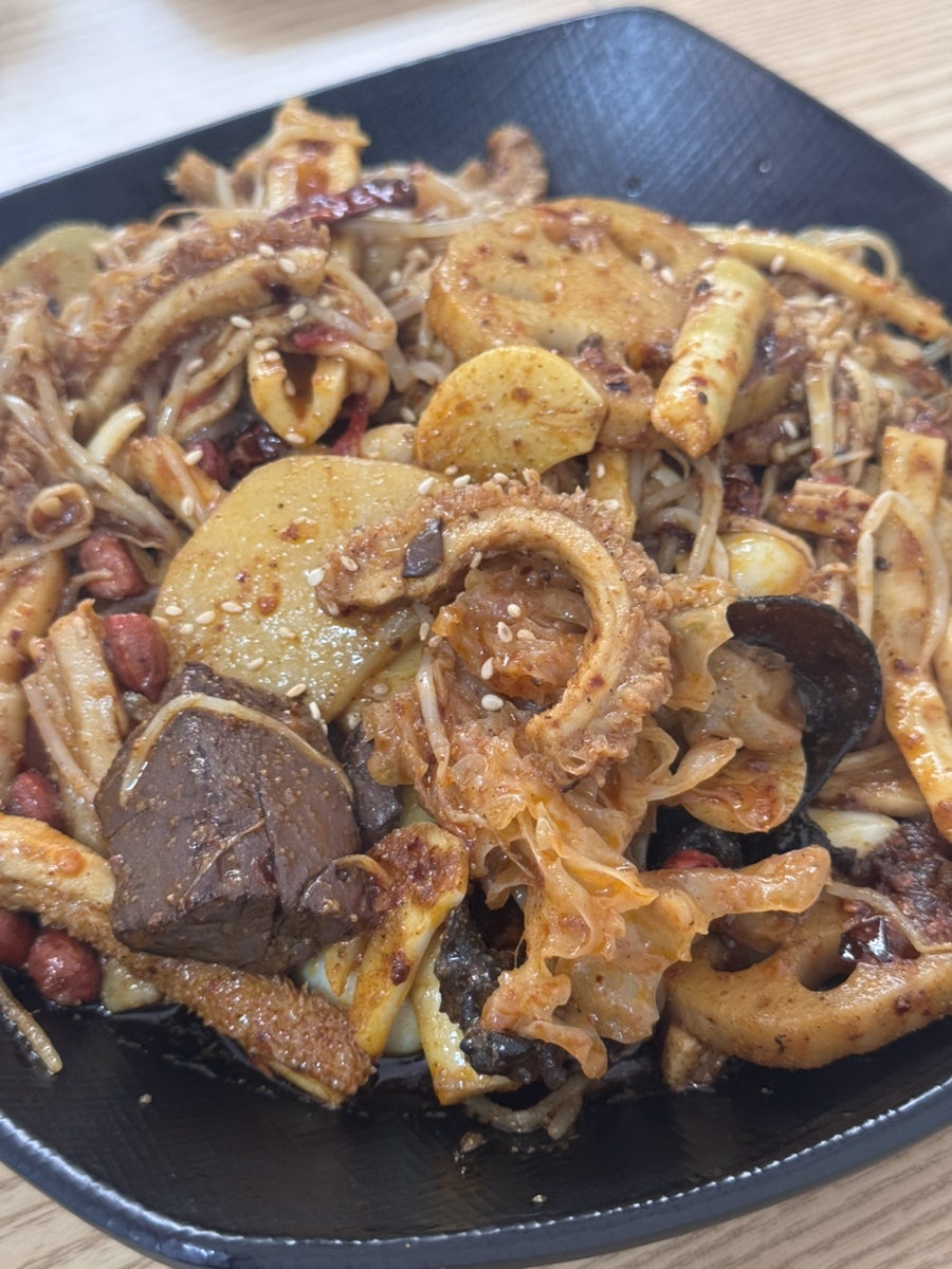 마선생얼큰국밥 시흥거모점 사진 5
