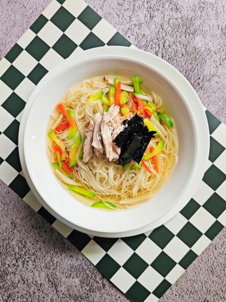  간단 잔치국수 만드는법 잔치국수 육수 고명 만들기 닭국수 꿀팁