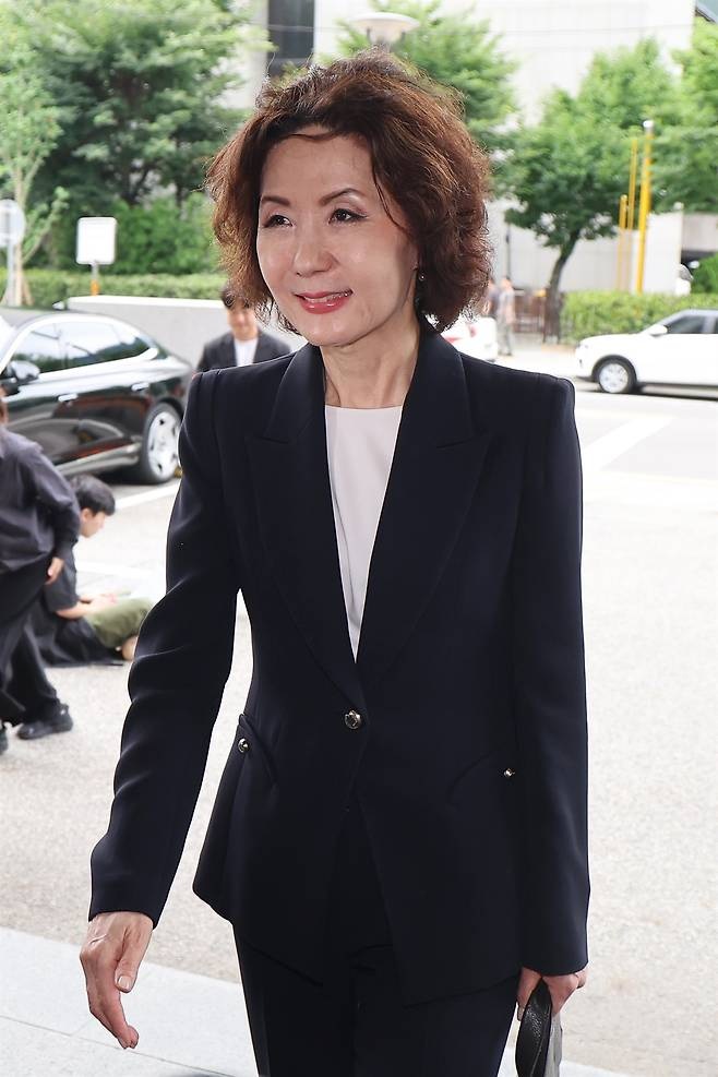 <b>이진숙</b> 교육부 장관 <b>후보자</b>, <b>논문 표절 의혹</b> 확산…학계... 