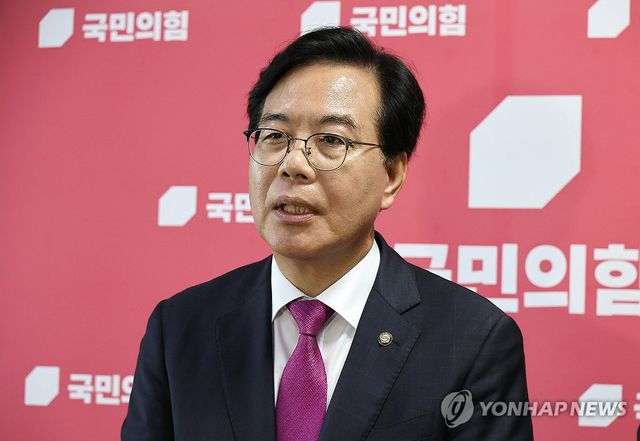  국힘 "윤상현 압수수색은 정치보복…'내란특별법'은 독재 선언"(종합)