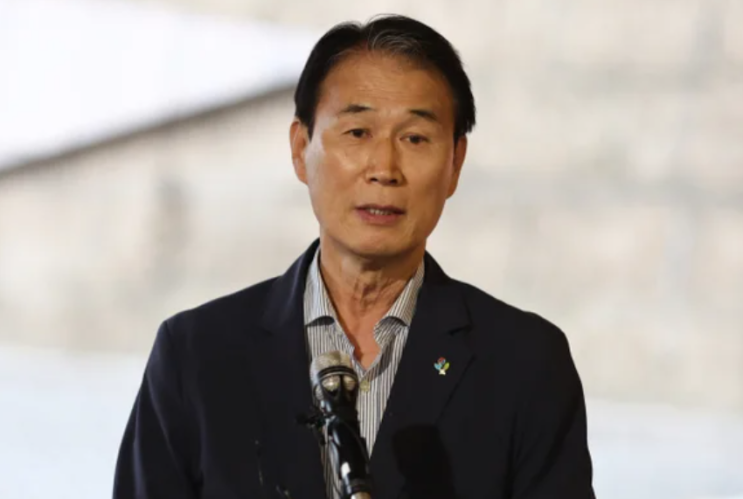 징역형 확정에도 ‘재계약 성공’?…<b>권오을 후보자</b>... 